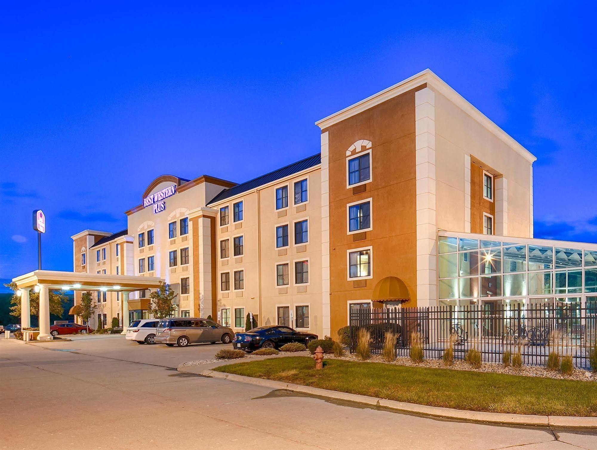 Best Western Plus פאוריה מראה חיצוני תמונה